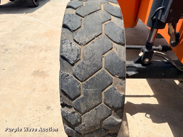 image for item ED5456 2020 JLG SkyTrak 8042 telehandler