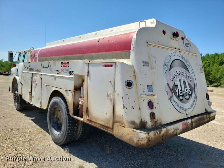 image for item EE1048 1984 Ford 7000 fuel truck