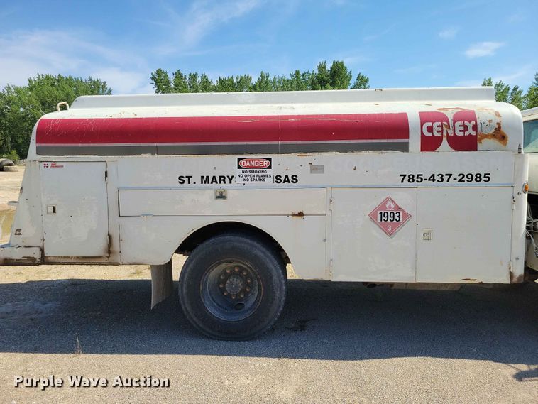 image for item EE1048 1984 Ford 7000 fuel truck