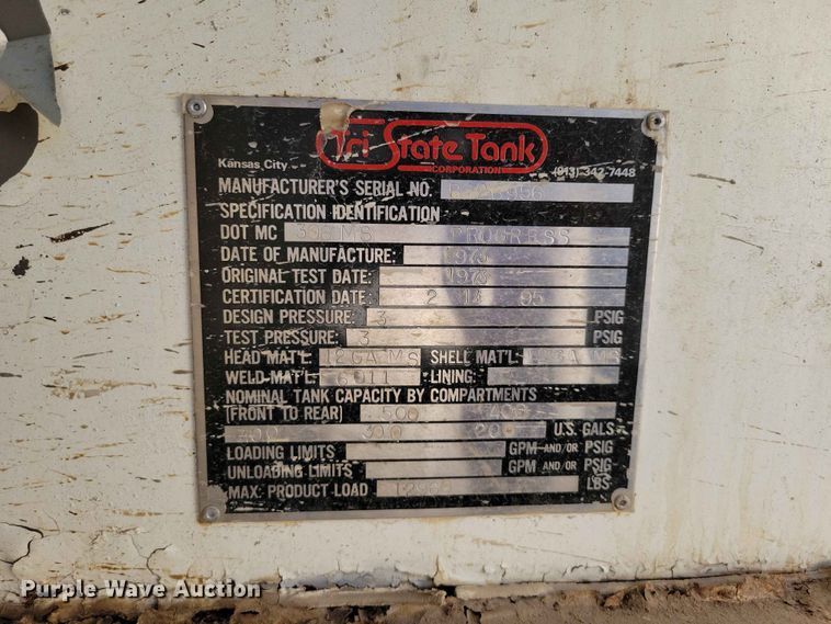 image for item EE1048 1984 Ford 7000 fuel truck
