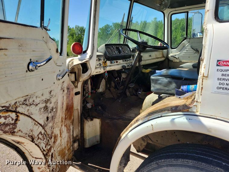 image for item EE1048 1984 Ford 7000 fuel truck