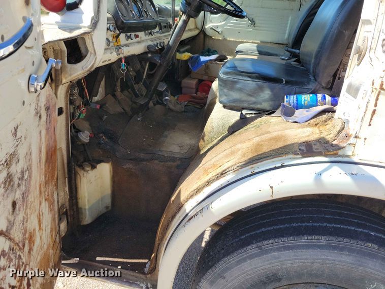 image for item EE1048 1984 Ford 7000 fuel truck