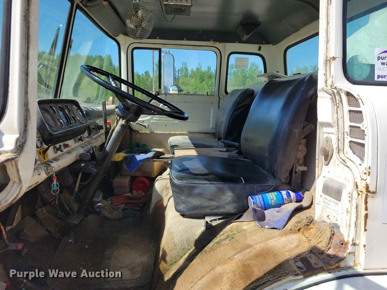 image for item EE1048 1984 Ford 7000 fuel truck