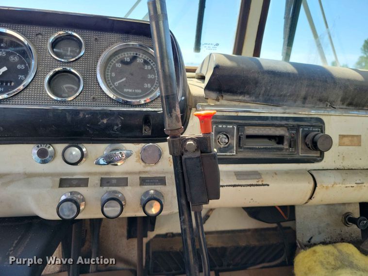 image for item EE1048 1984 Ford 7000 fuel truck