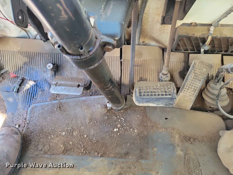 image for item EE1048 1984 Ford 7000 fuel truck