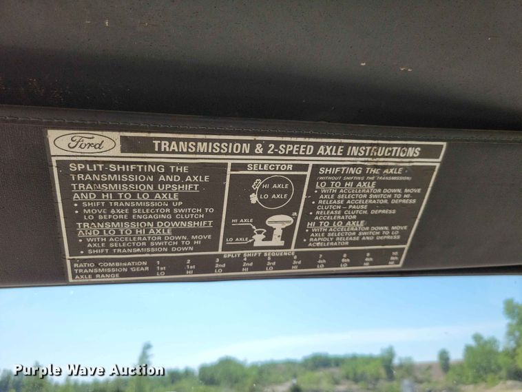 image for item EE1048 1984 Ford 7000 fuel truck