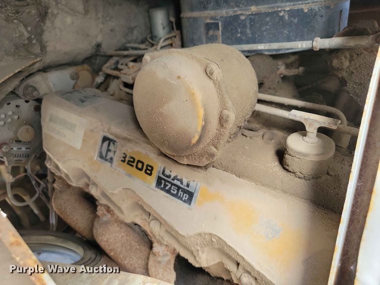 image for item EE1048 1984 Ford 7000 fuel truck