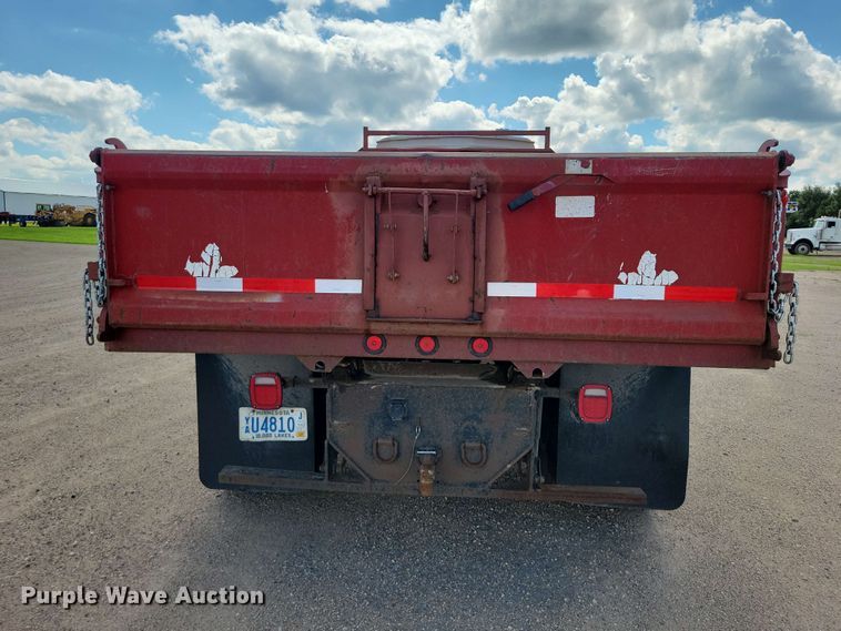 image for item EE1181 1997 Ford Louisville dump truck