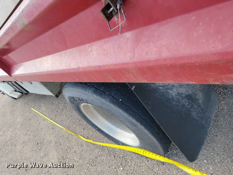 image for item EE1181 1997 Ford Louisville dump truck