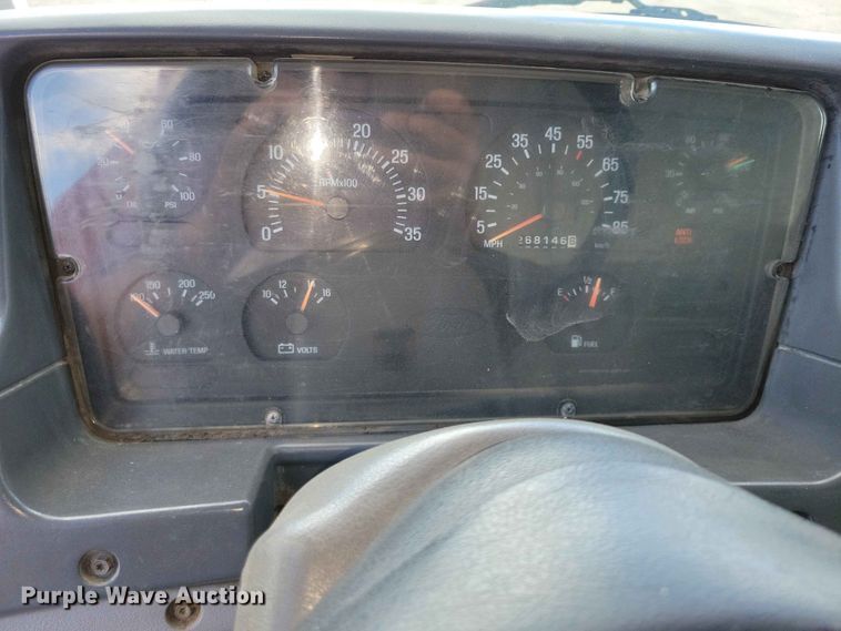 image for item EE1181 1997 Ford Louisville dump truck