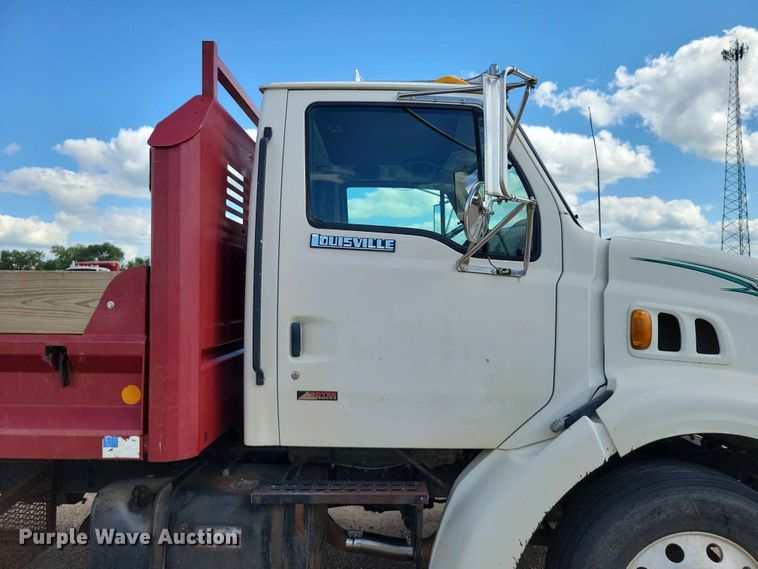 image for item EE1181 1997 Ford Louisville dump truck