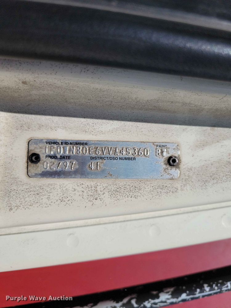 image for item EE1181 1997 Ford Louisville dump truck