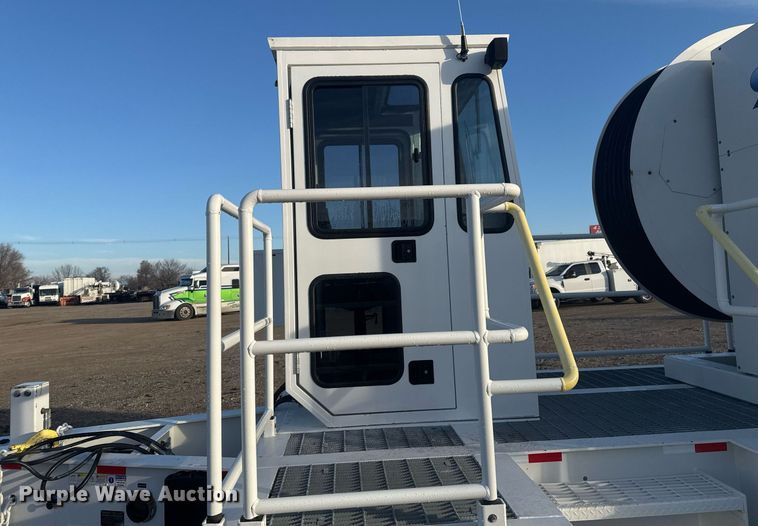 image for item EG2380 2016 Kalyn Siebert puller tensioner trailer