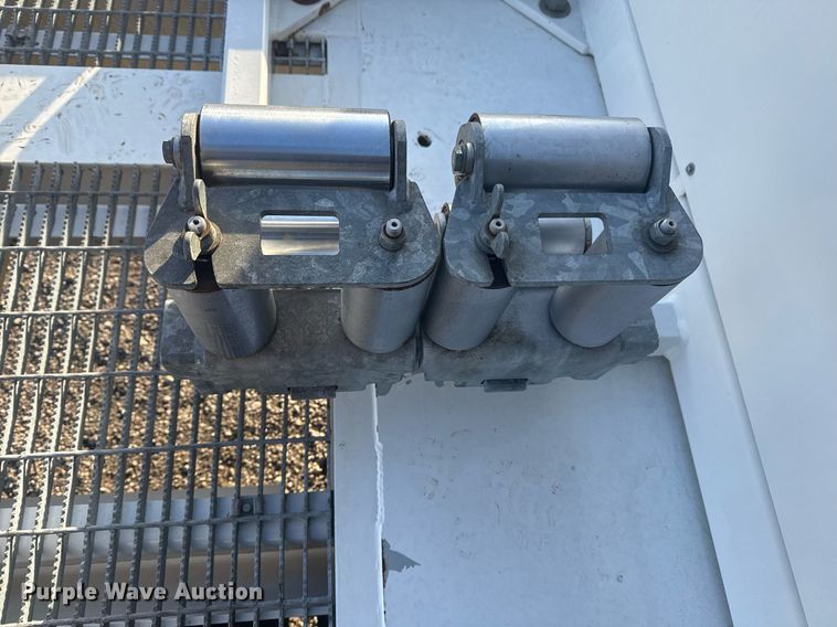 image for item EG2380 2016 Kalyn Siebert puller tensioner trailer