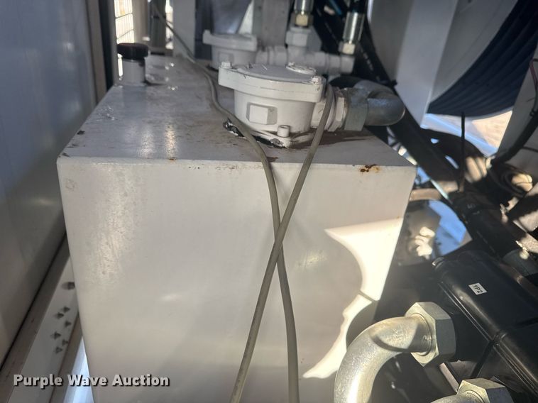 image for item EG2380 2016 Kalyn Siebert puller tensioner trailer