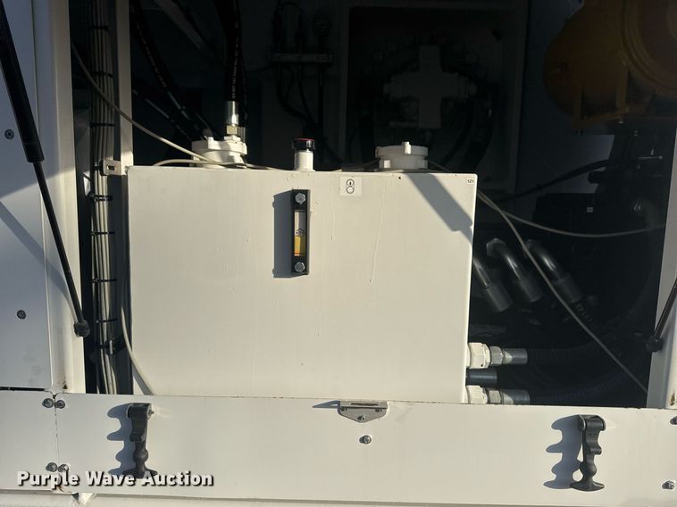 image for item EG2380 2016 Kalyn Siebert puller tensioner trailer