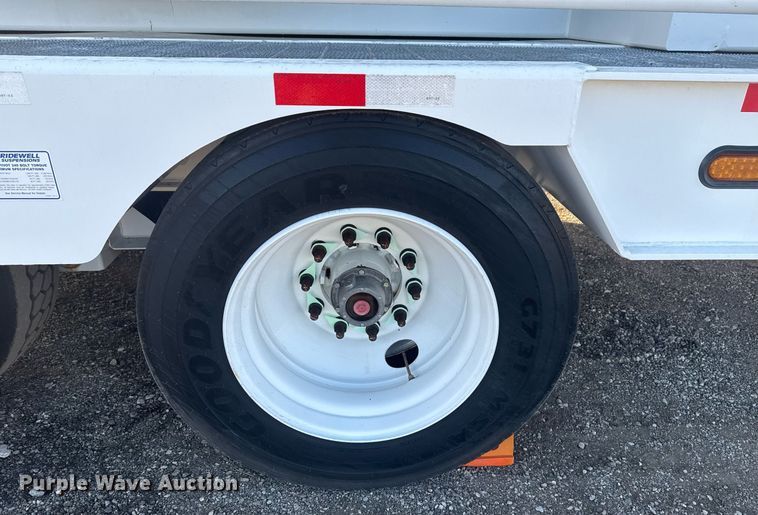 image for item EG2380 2016 Kalyn Siebert puller tensioner trailer