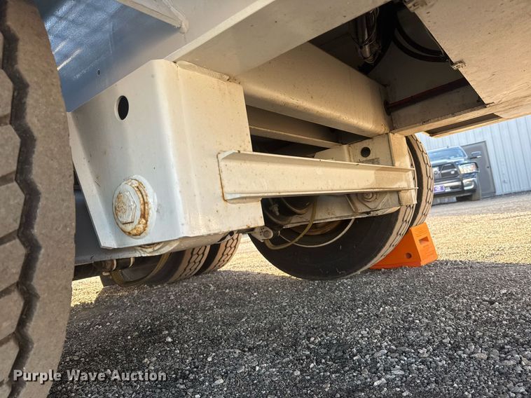image for item EG2380 2016 Kalyn Siebert puller tensioner trailer