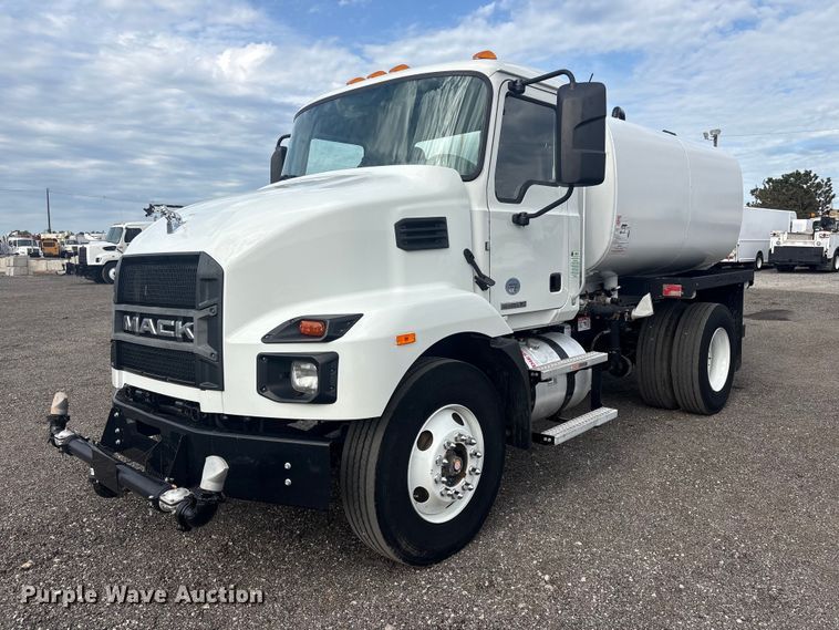 image for item EG9044 2023 Mack MD water truck