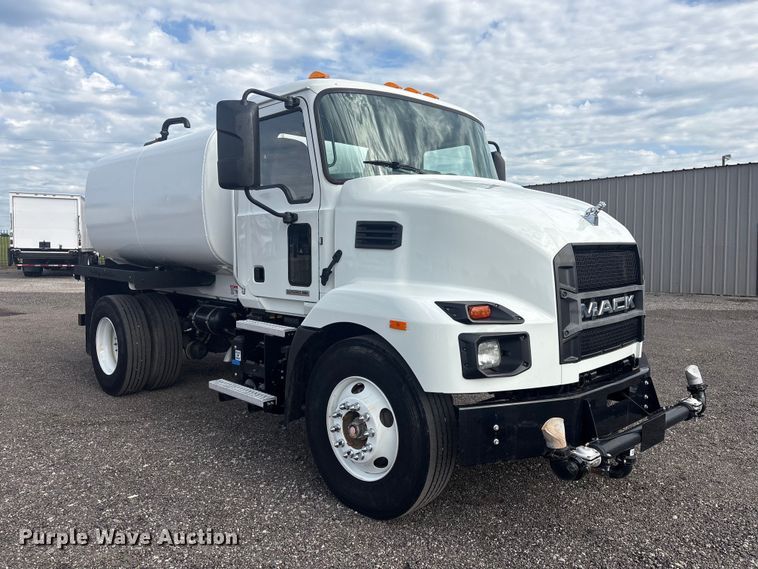 image for item EG9044 2023 Mack MD water truck