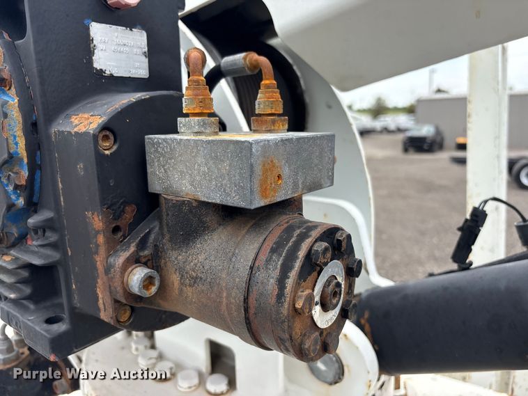 image for item EG9089 2009 International 7500 Crane Truck