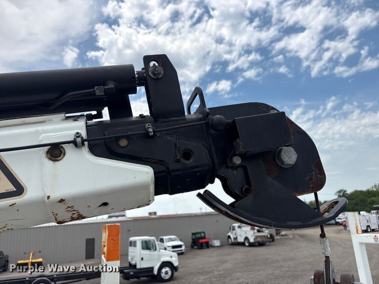 image for item EG9089 2009 International 7500 Crane Truck
