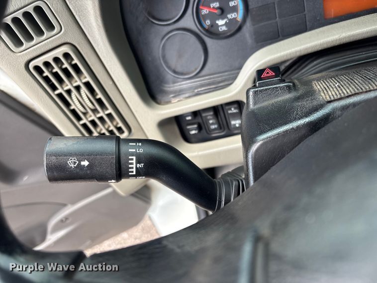 image for item EG9089 2009 International 7500 Crane Truck