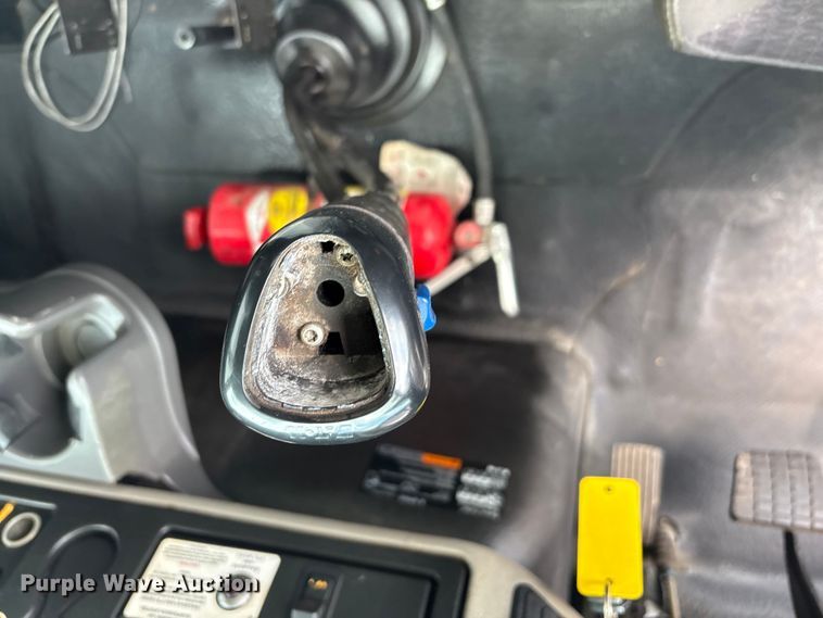 image for item EG9089 2009 International 7500 Crane Truck