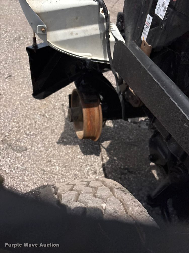 image for item EG9089 2009 International 7500 Crane Truck