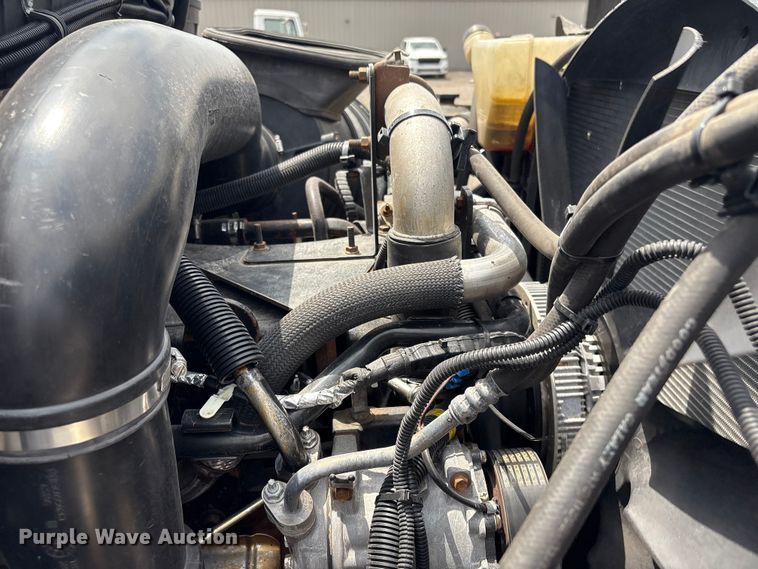 image for item EG9089 2009 International 7500 Crane Truck