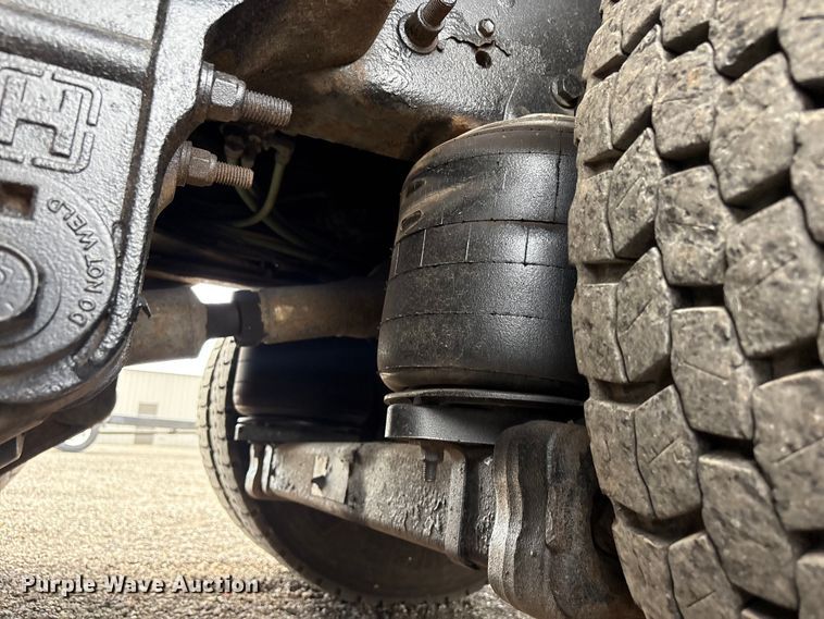 image for item EG9089 2009 International 7500 Crane Truck