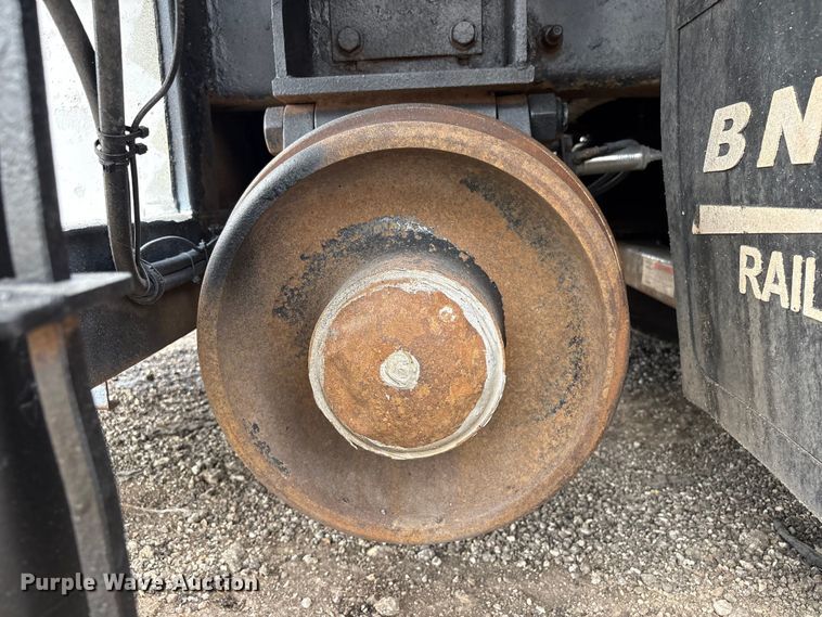 image for item EG9089 2009 International 7500 Crane Truck