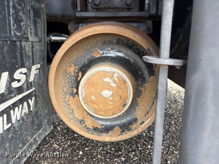 image for item EG9089 2009 International 7500 Crane Truck