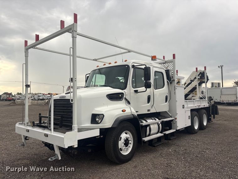 2013 Freightliner 114SD crane truck