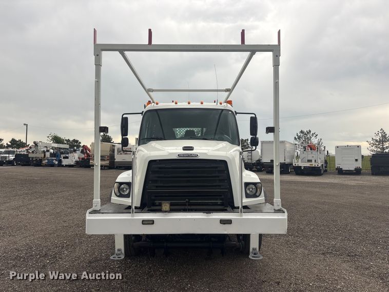 image for item EG9095 2013 Freightliner 114SD crane truck