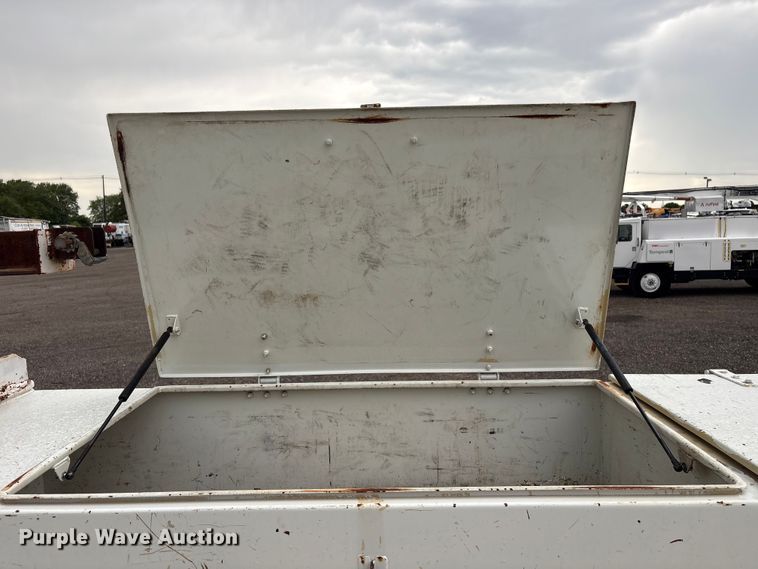 image for item EG9095 2013 Freightliner 114SD crane truck