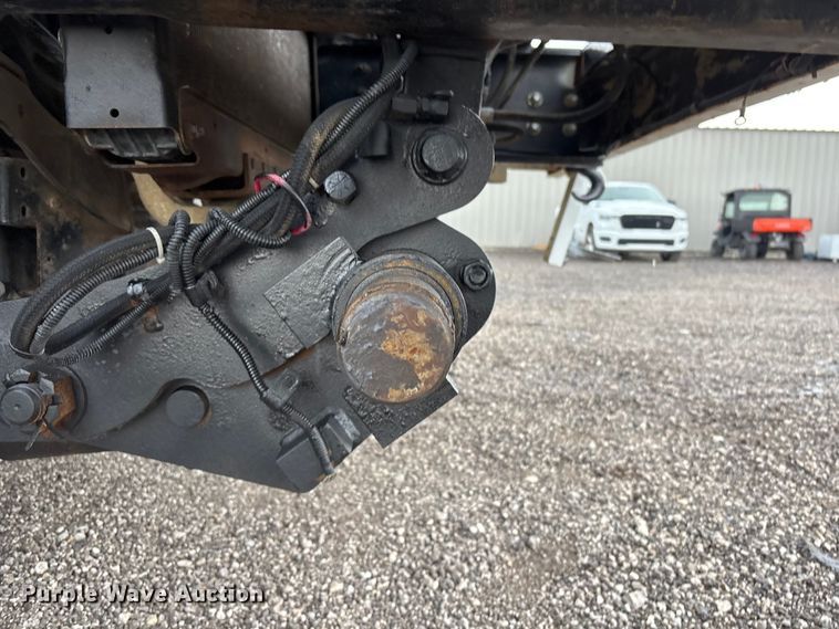 image for item EG9095 2013 Freightliner 114SD crane truck