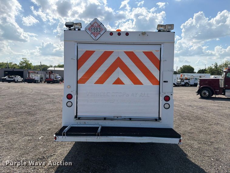 image for item EG9270 2012 Freightliner Business Class M2 fuel / lube truck