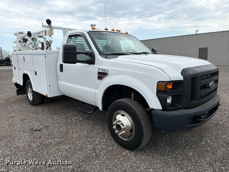 image for item EG9293 2008 Ford F350 Super Duty utility bed pickup truck
