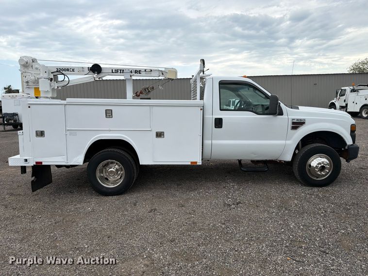 image for item EG9293 2008 Ford F350 Super Duty utility bed pickup truck
