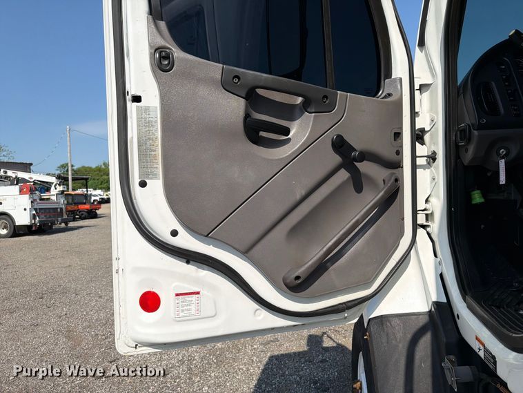 image for item EG9296 2016 Freightliner 108SD Crew Cab crane truck