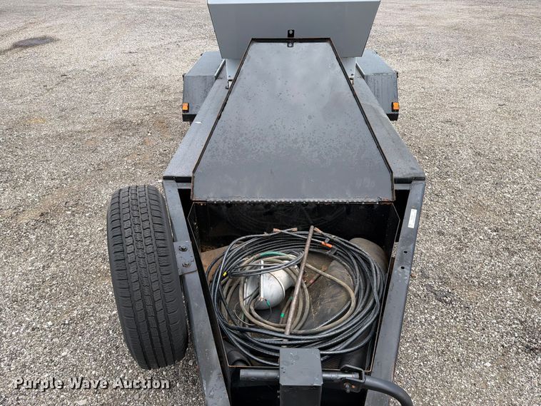 image for item EG9306 2005 Tramont Powertrak generator