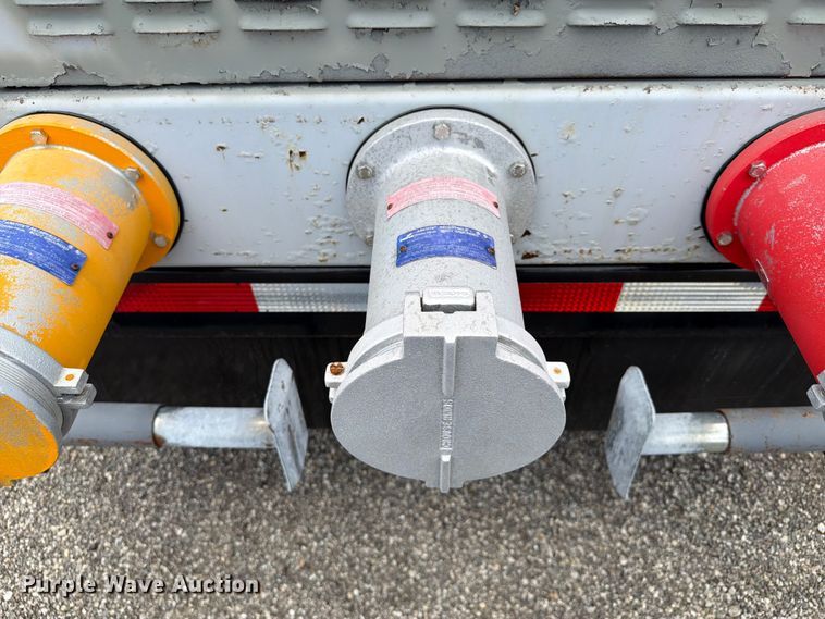 image for item EG9306 2005 Tramont Powertrak generator