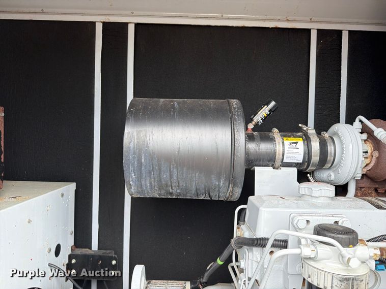 image for item EG9306 2005 Tramont Powertrak generator