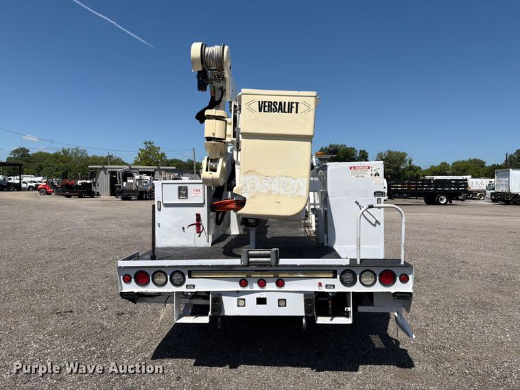 image for item EG9316 2015 Ford F650 Super Duty bucket truck