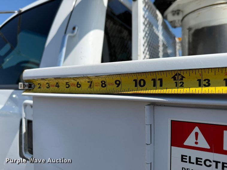 image for item EG9316 2015 Ford F650 Super Duty bucket truck