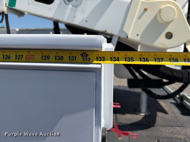 image for item EG9316 2015 Ford F650 Super Duty bucket truck