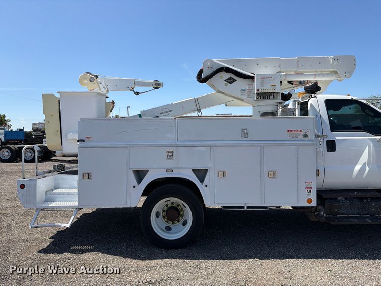 image for item EG9316 2015 Ford F650 Super Duty bucket truck