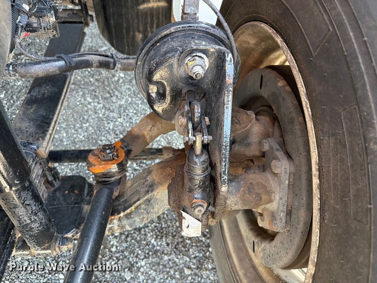 image for item EG9316 2015 Ford F650 Super Duty bucket truck