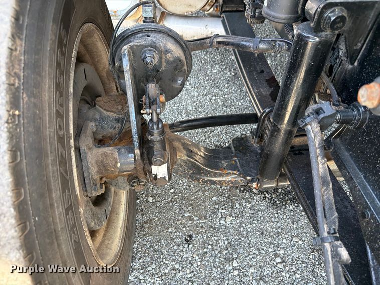 image for item EG9316 2015 Ford F650 Super Duty bucket truck